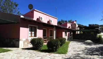Cabañas Ayres de Funes - Potrero De Los Funes