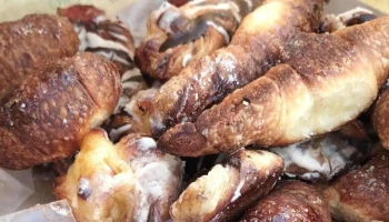 La Pirámide Panadería y Confitería - Mendoza