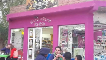 Panaderia artesanal del centro y Restaurante Ruta 40 - Buta Ranquil