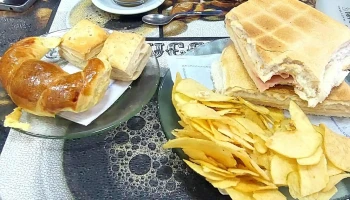 Panadería Cafetería La Reina - Villa Del Dique