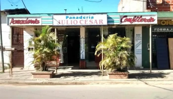 Panaderia Julio Cesar - Empedrado