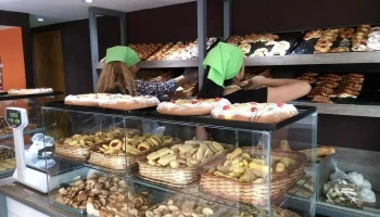 Panadería San Antonio - Rivadavia