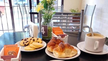 Panaderia y Cafeteria Gabriela - Villa Tulumaya