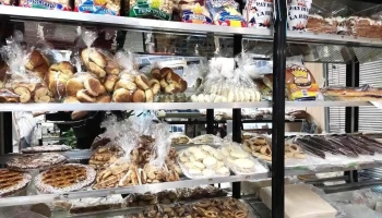 Panaderia y Confiteria la Reina Fabrica de Alfajores - Gualeguaychú