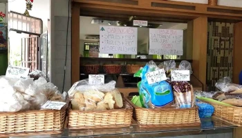 Panadería y Confitería Las 3 Espigas - Godoy Cruz
