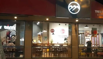 Tres Cumbres - Alfajores & Café - San Juan