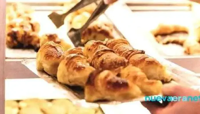 707 La Mejor Medialuna Del Pais   Nva Cba Comida Y Bebida - Córdoba