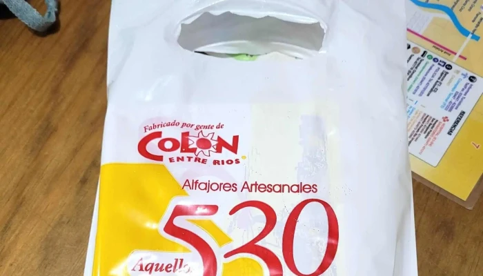 Alfajores Artesanales Aquellos 530 -  Horario - Colón