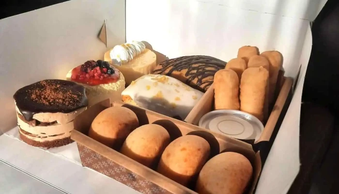 Alta Gracia Pasteleria Comida Y Bebida - Río Gallegos