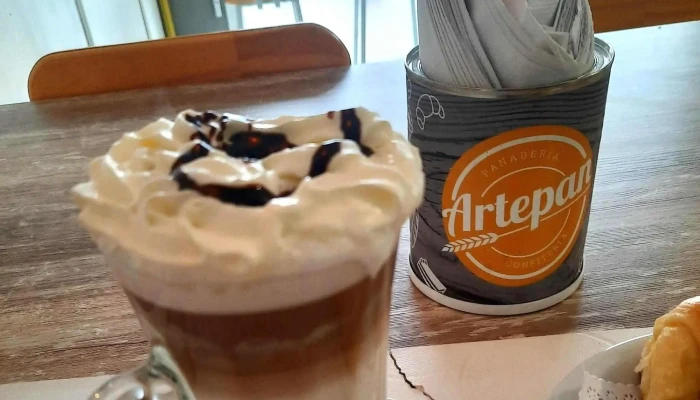 Artepan Panaderia Y Confiteria Numero - Cinco Saltos