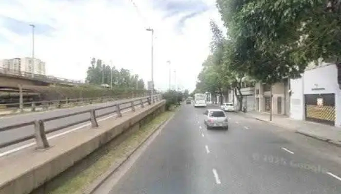 Barracas 1 -  Telefono - C1295abu