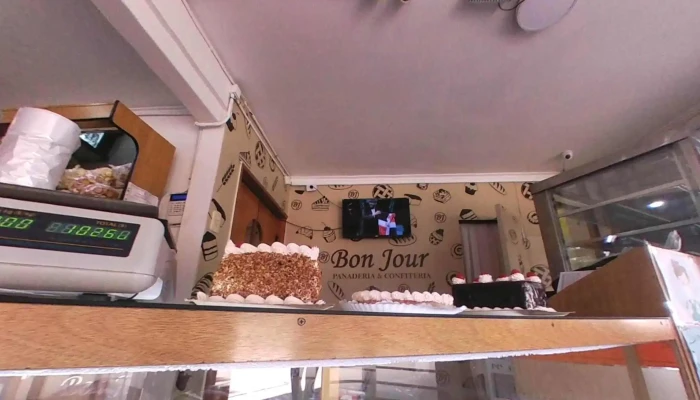 Bon Jour Panaderia San Rafael -  Vitrina - San Rafael