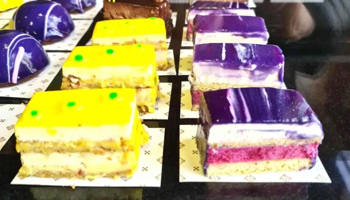 Brillat Savarin -    Centro Pastel - Mendoza