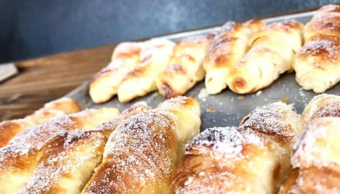Cafeteria Y Panaderia Momentos Croissant - Las Heras