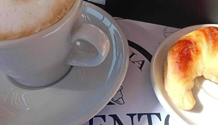 Cafeteria Y Panaderia Momentos Ubicacion - Las Heras