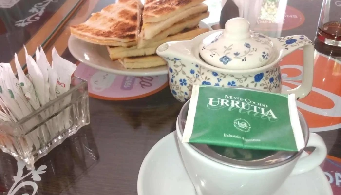 Cafeteria Y Panaderia Tentaciones -  Abierto Ahora - Pichi Mahuida