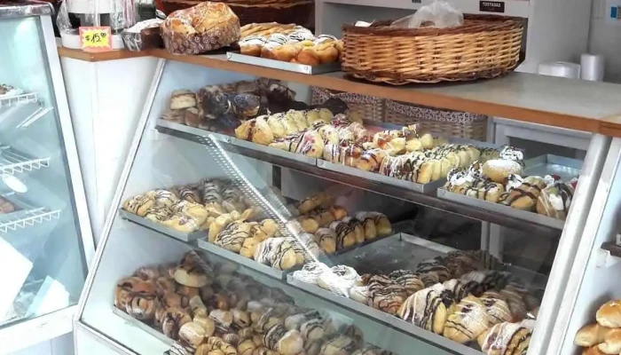 Cafeteria Y Panaderia Tentaciones -  Pastel - Pichi Mahuida