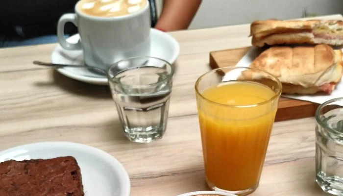 Candeal Panificacion   Cafeteria Dorrego - Dorrego