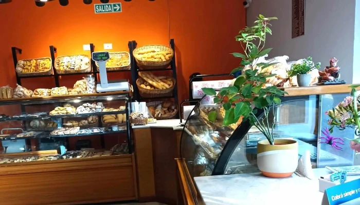 Candeal Panificacion   Cafeteria Precios - Dorrego