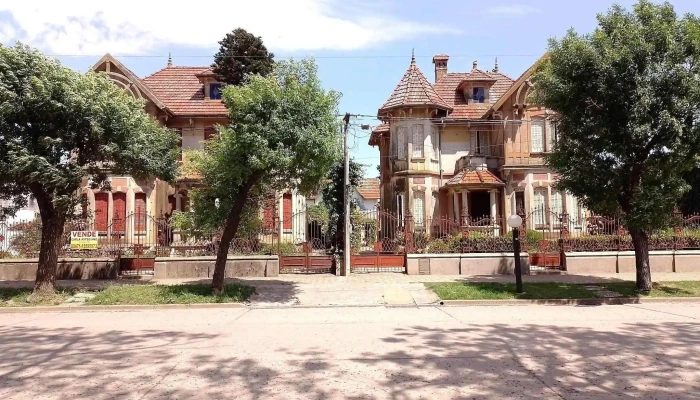 Chalets Gemelos -  Zona - Las Rosas