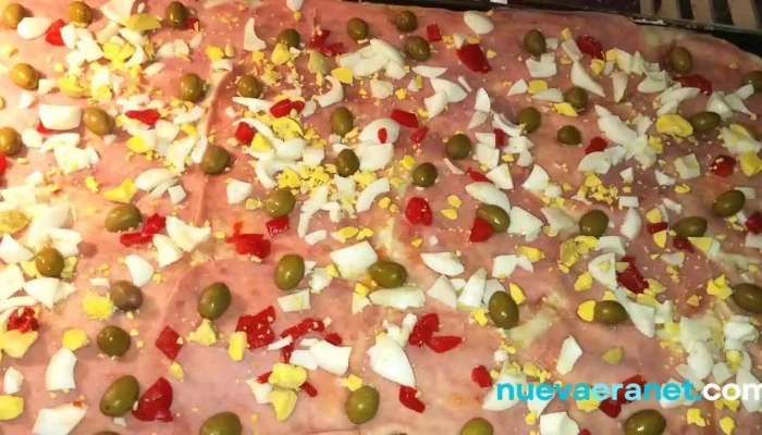 Cholo Panaderia Y Reposteria Comida Y Bebida - Caucete