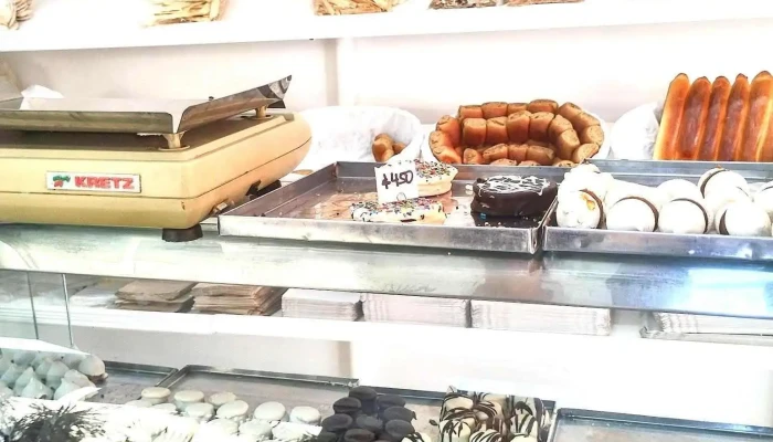 Confiteria La Cuadra -  Vitrina - Concepción del Uruguay