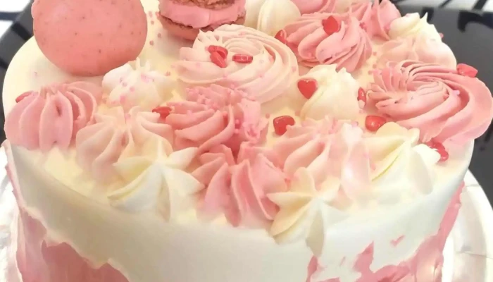 Confiteria Y Panaderia La Perla -  Pastel De Cumpleanos - San Francisco
