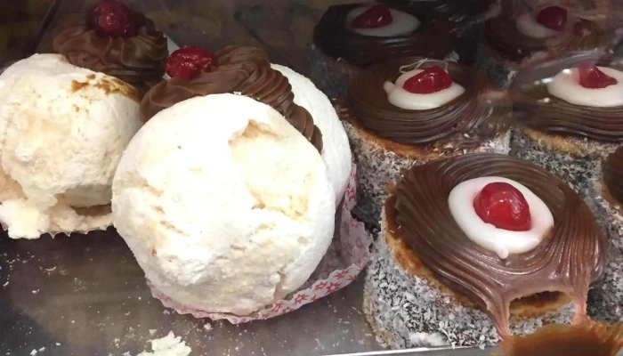 Corradini Panaderia Pasteleria Rotiseria Cafe Al Paso Y Catering Precios - Córdoba