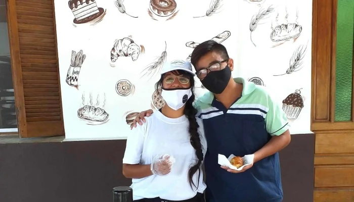Cositas Ricas -  Zona - Crespo