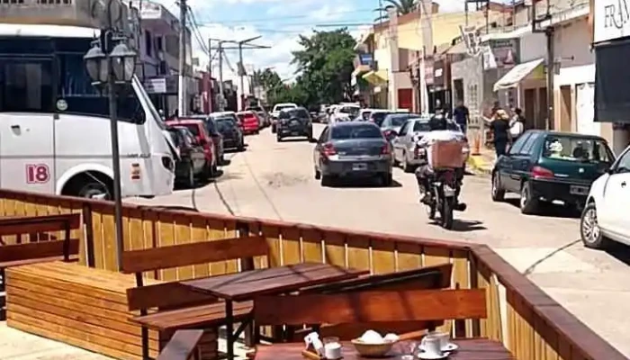 Delicias Del Cerro -  Videos - Merlo