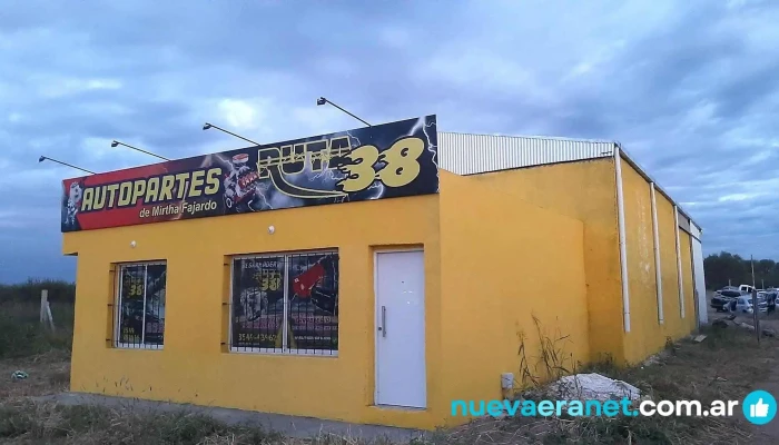 Desarmadero Ruta 38 -  Instagram - Cruz del Eje