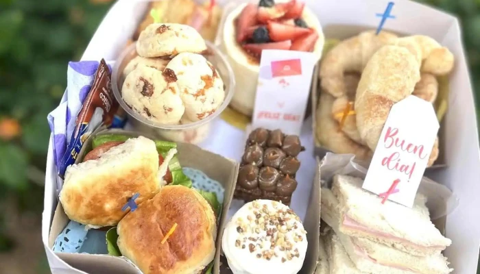 Desayunos Dolce Mica -  Comida Y Bebida - Bella Vista
