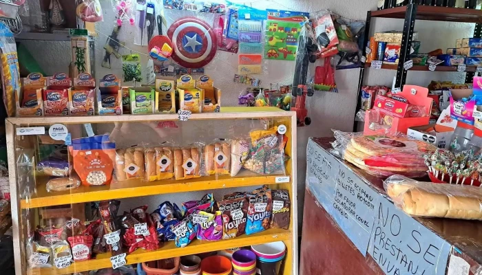Despensa San Miguel -  Interior - Ituzaingó