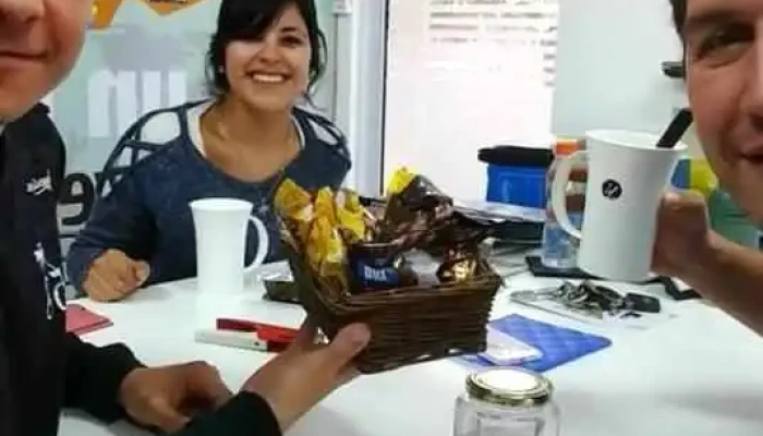 Devenadoar Guia Comercial De Empresas Profesionales Y Organismos De Venado Tuerto Del Propietario - Venado Tuerto