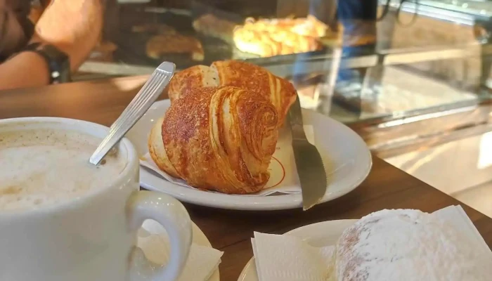 Don Luis -  Croissant - El Calafate