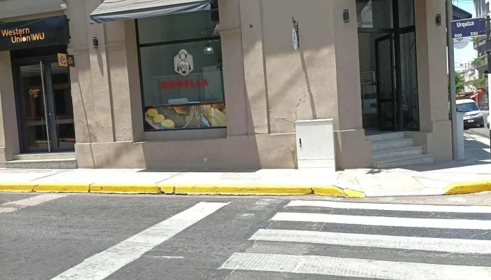 Donella Panaderia Y Pasteleria Del Propietario - Concordia