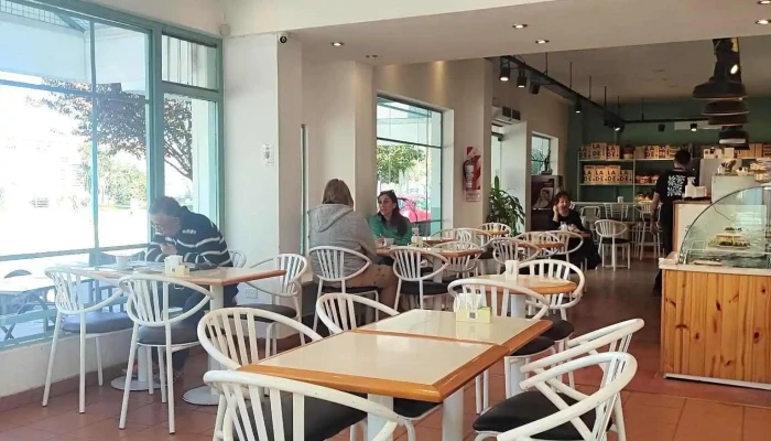 El Cafe De Monica Ambiente - Gral. Roca