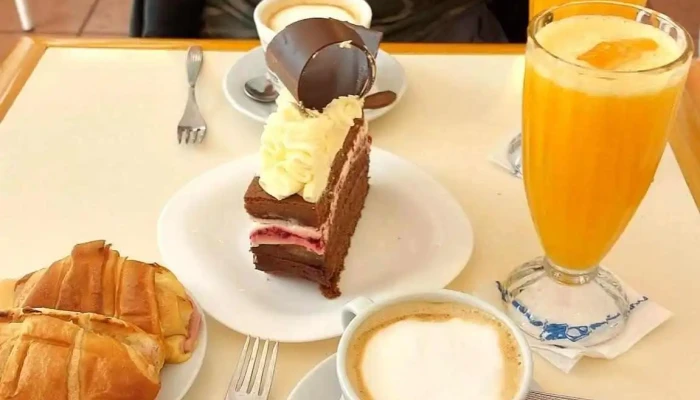 El Cafe De Monica Mas Recientes - Gral. Roca
