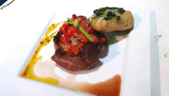Emilia Comidas -  Comida Y Bebida - Las Varillas
