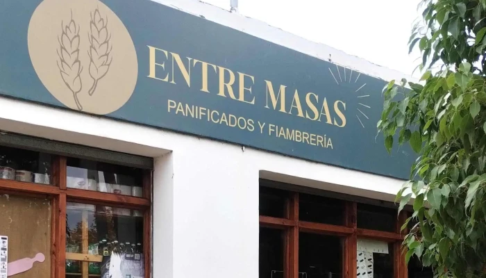 Entre Masas -  Opiniones - Cruz de Piedra