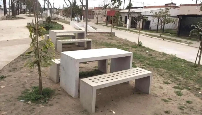 Escala Premoldeados De Hormigon Del Propietario - San Miguel de Tucumán