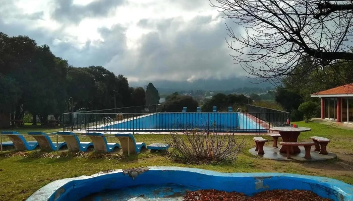 Estancia Casa Pueblo -  Servicios - Huerta Grande