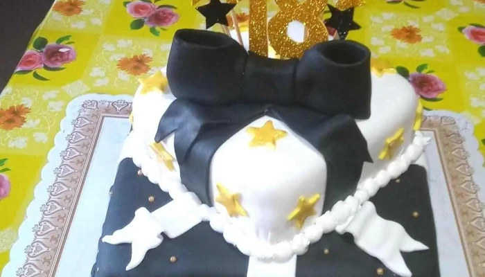 Estefi Moretti Pasteleria -  Comida Y Bebida - Las Heras