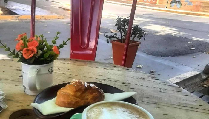 Gambino Panaderia Comida Y Bebida - Godoy Cruz