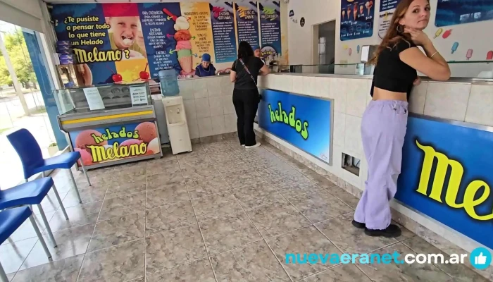 Helados Melano -  Ambiente - Las Varillas