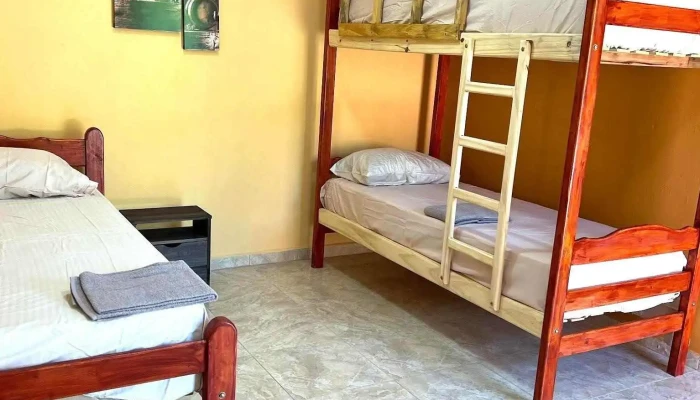 Hotel El Triunfo -  Habitaciones - Pampa de los Guanacos