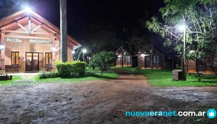 Hotel Las Cabanas De Los Visitantes - Santo Tomé