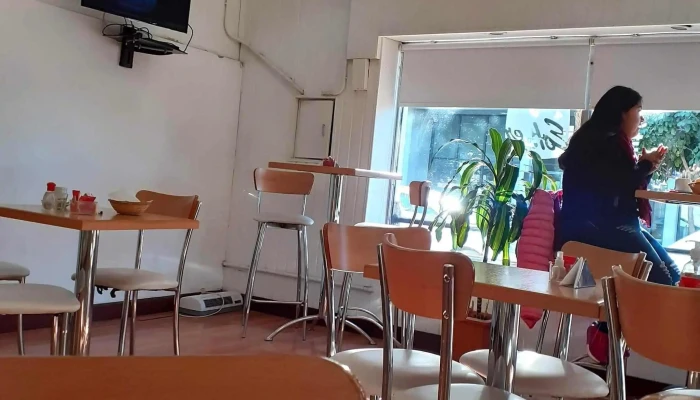La Baguette -  Ambiente - Las Parejas
