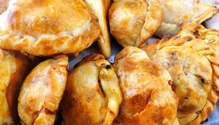 La Casa De Las Empanadas -  Comida Y Bebida - Santa Lucía