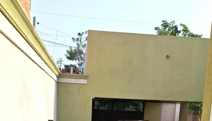 La Casita Del Pasillo Largo -  Direccion - Empedrado